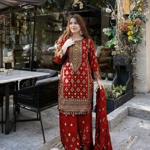 New Standard Pakistani Poshaq Dresses Beautiful Dr