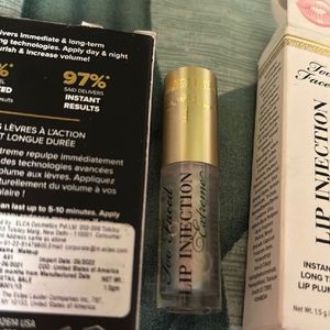 MYGLAMM MASCARA AND TOO FACED LIP INJECTION