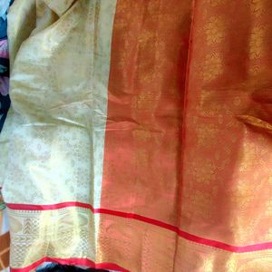 Wedding And Temple Saree With Blouse Piece