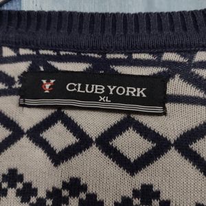 Mens Sweater In Good Condition