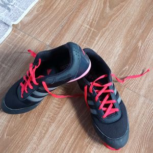 Adidas Sneakers