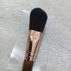 Foundation & Blush Brush