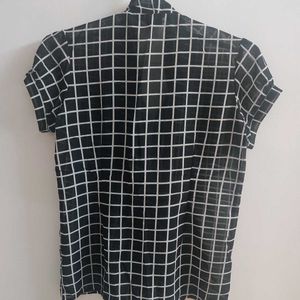 (NEW & UN-USED) Check Pattern Unused Top