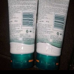 Himalaya Purifying Neem Scrub