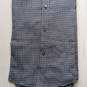 Branded Shirt By Van Heusen (Men)