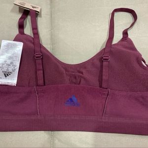 ADIDASNWTWomen Sports Lightly Padded Bra (Maroon)