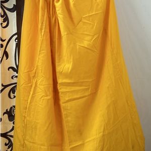 Women Yellow Peticoat Or Shape wear