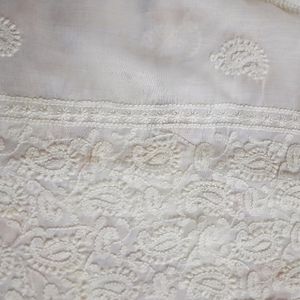 Men White Chikankari Kurta 1