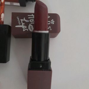 Waterproof, Smudgproof,lovely Shade Lipstick