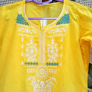 Chickenkari Kurta For Women