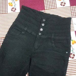 Black Skinny Jeans