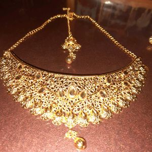 Gold Plated Set With Maangtika