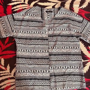 boho Printed Blak And White Shrug