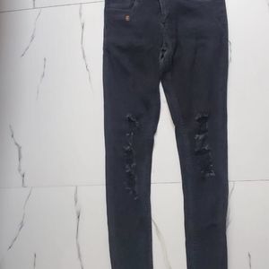 Dressberry Tone Black Jeans