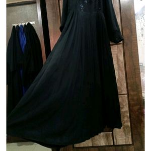 Dubai Abaya