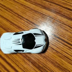 Hot wheels Car 2 Bugatti One White And Grey