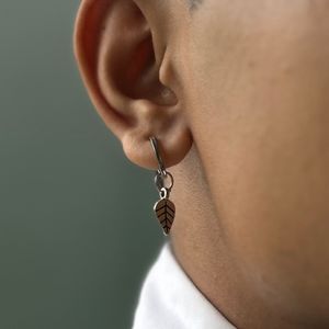 UNISEX UNPIERCED SILVER EARINGS WITH LEAF CHARM