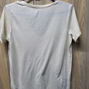 V-neck T-shirt