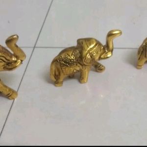 3 Metal Elephants