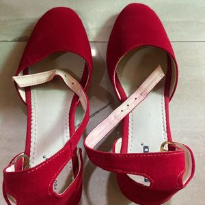 Sexy Red Pointed Toe Heels , Stylish Colour Heel