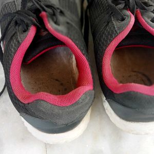 Used Gym Girl  Shoes