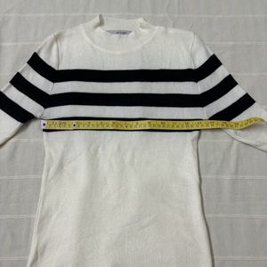 Stretchable Striped Top