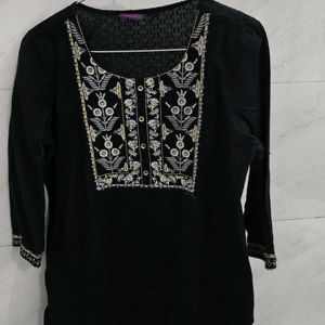 Short Black Kurti