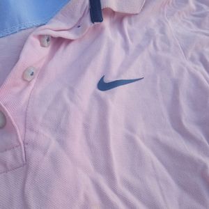 NIKE COLLAR T SHIRT 👕