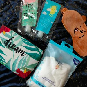 CUTE TRAVEL ESSENTIAL KIT