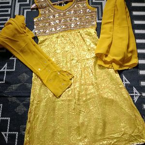 Yellow Stone Work Kurta Set