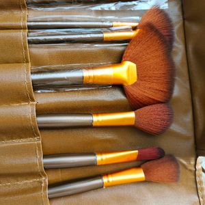Brand 🆕 Makeup Brushes Set Of 24