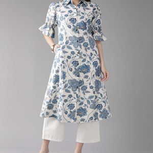 Women Floral Printed Bell Sleeves A Line Kurta