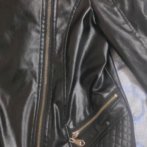 Price Drop❗❗Black Leather Jacket