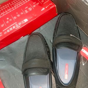 Bata Loafer