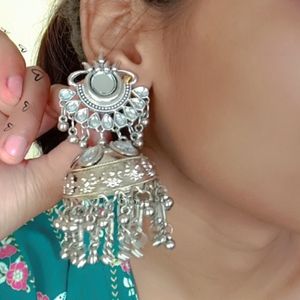 silver jhumka