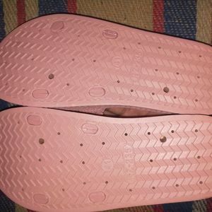 Women's slippers