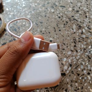 I12 Earbuds Charging Problem