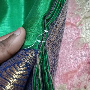 I Am Selling A Saree