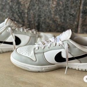 Nike Dunk Low SE Lottery Pack Grey Fog shoe