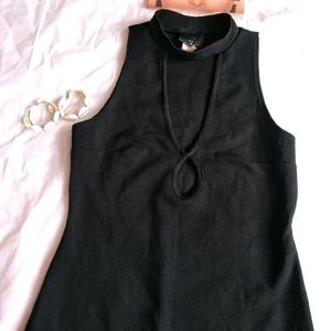 Black V_neck Bodycon Dress