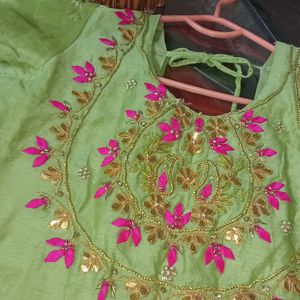 Green Kurti