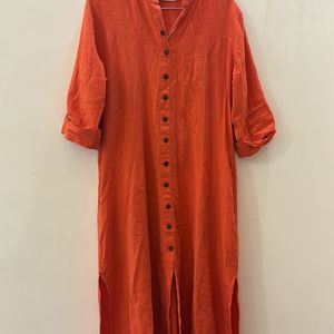 an A line kurti with 2 pockets