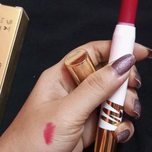 MyGlamm Perfect Curve Lipstick