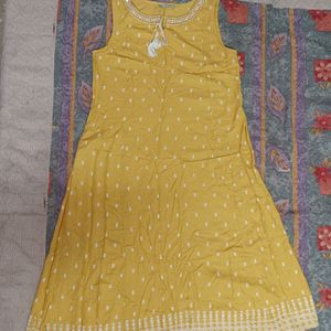 Avaasa Mustard Yellow Kurta