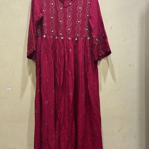 Avaasa Red Kurta Size M