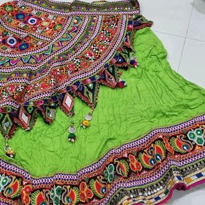 Navratri Chaniya Choli With Dupatta green