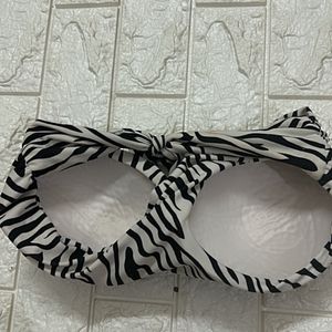 Twisted Pattern Bikini Top