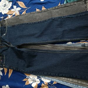 Straight fit- loose fit Jean