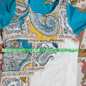 Set Of Two Kurtis, M Size