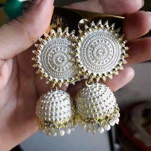 White Jhumka